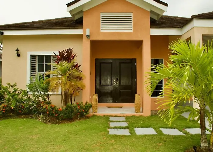 Paradise Breeze Edgehill- Boscobel Ocho Rios